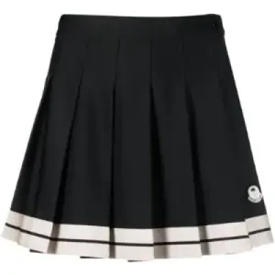 Flat Pleat